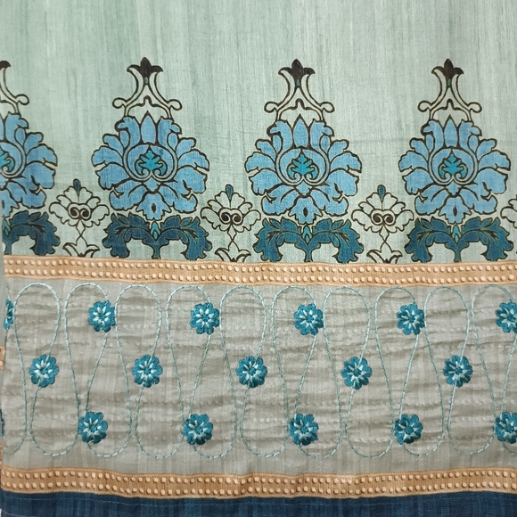 Soft silk saree - Picture 2 of 6